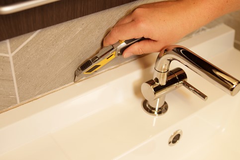 Comprar Pegamento transparente impermeable más cepillo, pegamento  impermeable a prueba de fugas, sellador de silicona para pared Exterior,  azulejos de suelo de baño y baño
