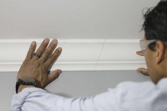 installing crown molding
